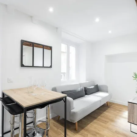 Garibaldi Square - Charming 1 Bdr Old Tow Apartment Nice