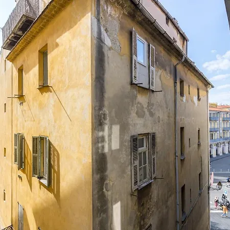 Apartment Garibaldi Square - Charming 1 Bdr Old Tow